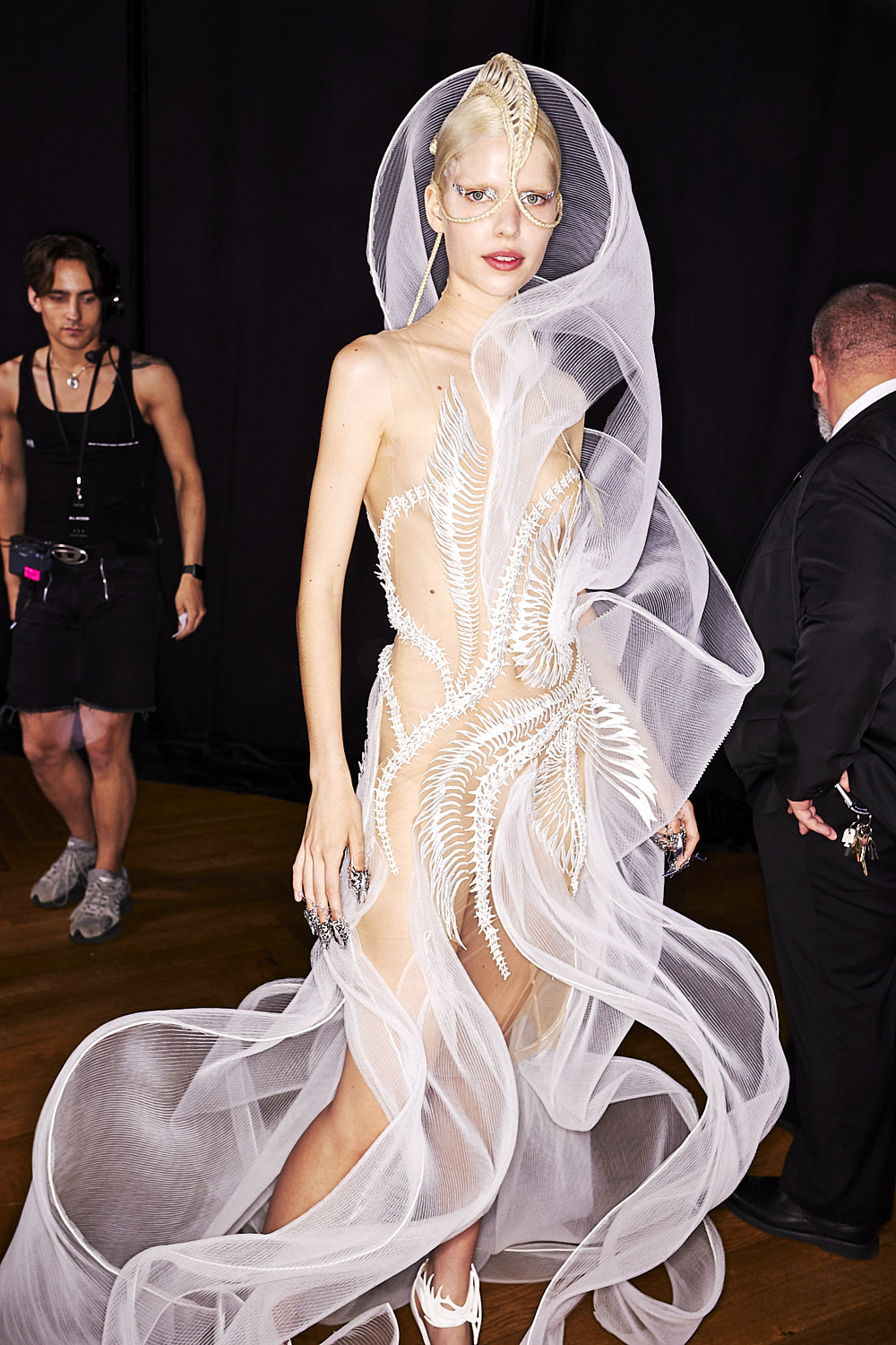 Iris Van Herpen AW22 Haute Couture Fashion Show Paris Backstage
